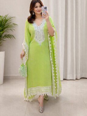 Women’s Green Kaftan Set Elegant BRAND NEW, WITH POTLI,, India Size XL (US-L)